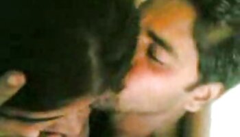 Lusty Shemale tukif gratuite Nanda Molinari fourre un gros gode dans son trou du cul
