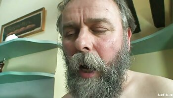 Maman a baisé ma video femme cougar copine