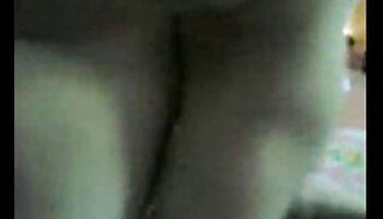 Une xxporno noire employée latina suce et avale ma bite dans mon bureau