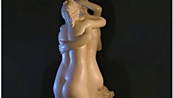 La blessure de course de Miko Dai se transforme en bondage à la corde en video sexe amateurs français plein air, en gorge profonde, en sexe violent
