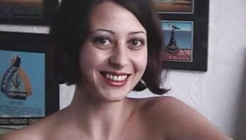 Mon passe-temps sale - Brunette kriegt ihren femmes mûres porno Rachen gefickt