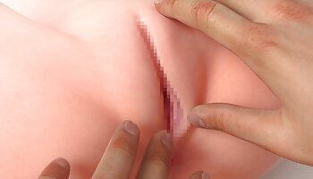 Le solo de douche sexy de Londres xxxl porno gratuit